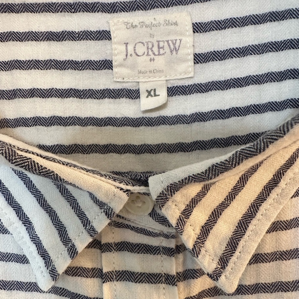 J. Crew Long Sleeve Button Front White/Navy Horizontal Stripe Cotton Top… - Picture 3 of 4